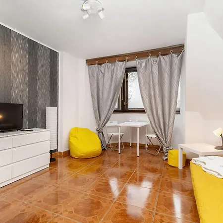 Apartment Old Town Cozy Microapartaments Podwale By Renters Wroclaw